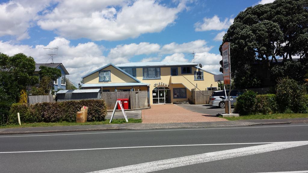 Orewa Pillows Lodge Room photo