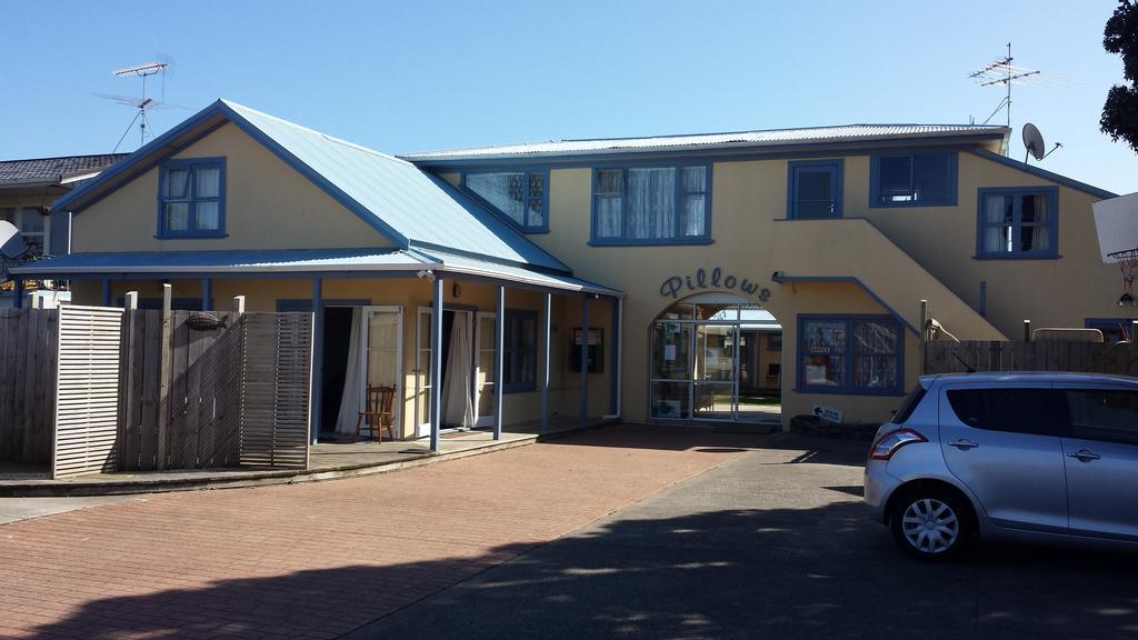 Orewa Pillows Lodge Exterior photo