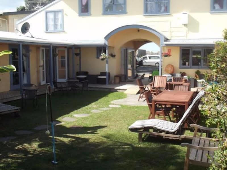 Orewa Pillows Lodge Exterior photo